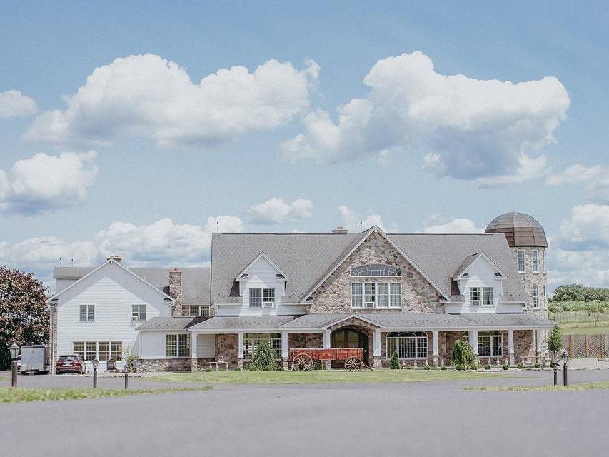 The Wedding Website of Caylee Dress and Robert Ohland