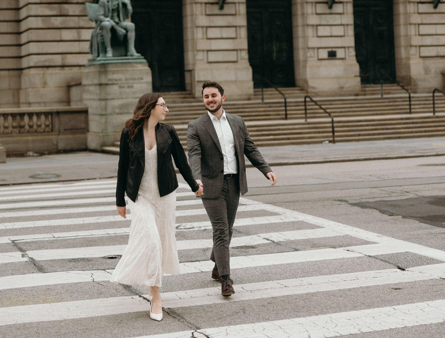 The Wedding Website of Lainey Bodenburg and Cameren Hicks