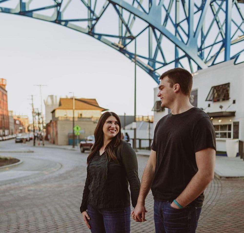 Andrew Bennett and Allison Palm's Wedding Website, image size:1000x955