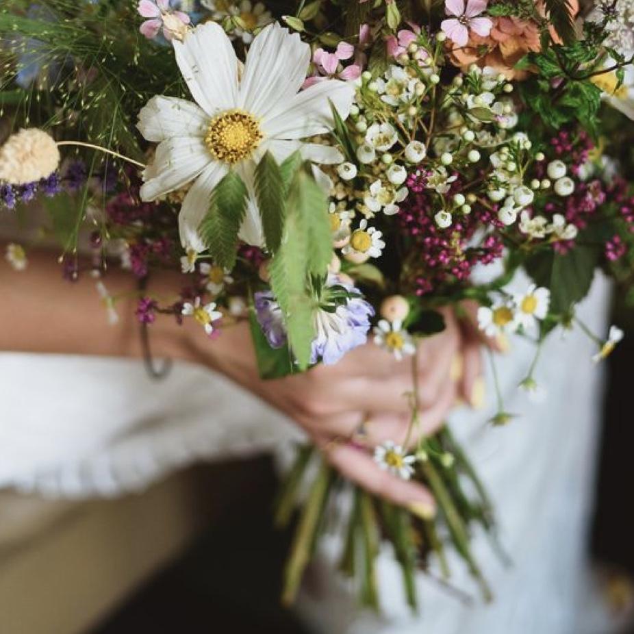 Bouquet inspo: wild, variety, purple dominant