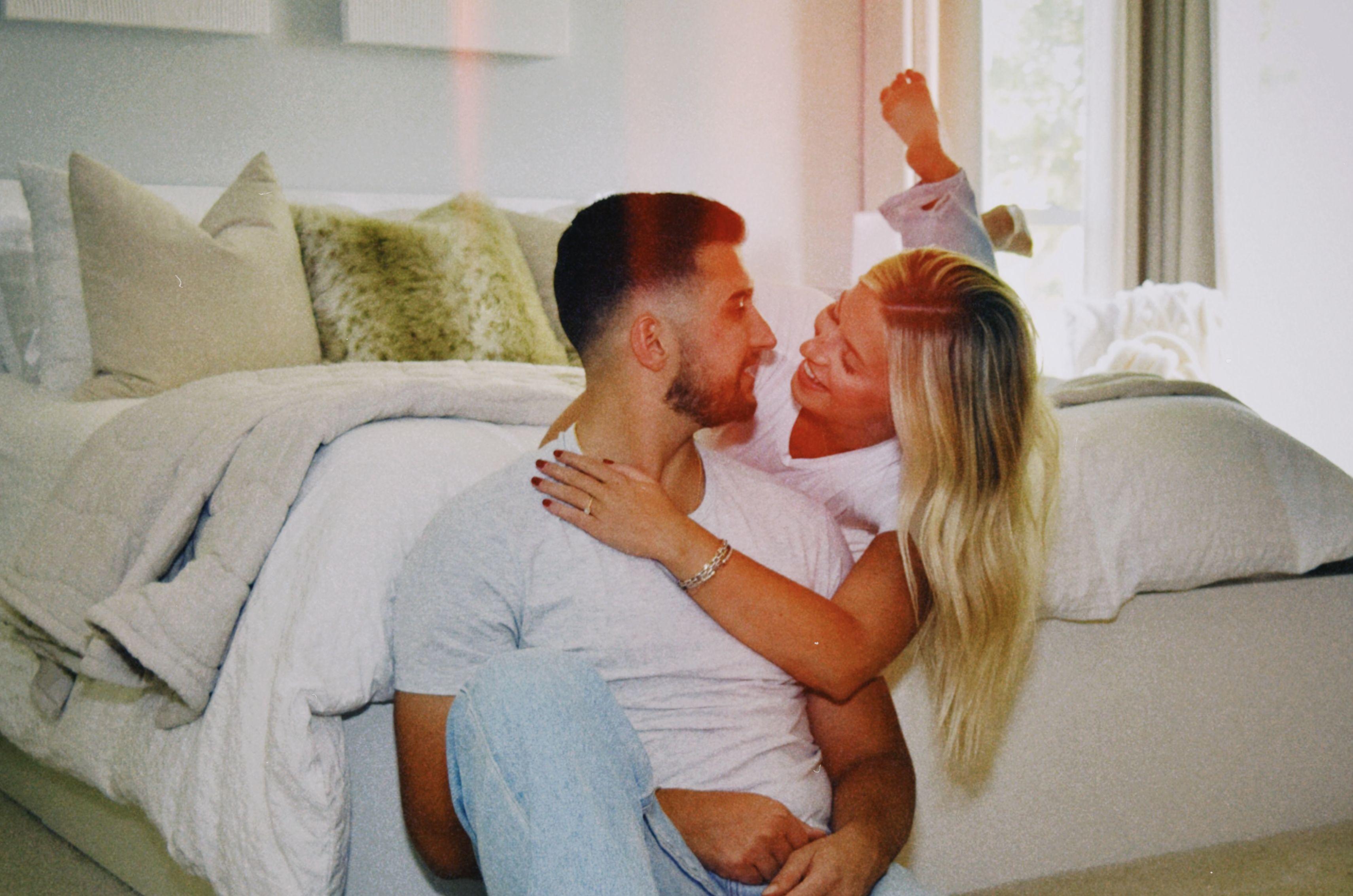 The Wedding Website of Natalie Holthus and Joel Van Hook
