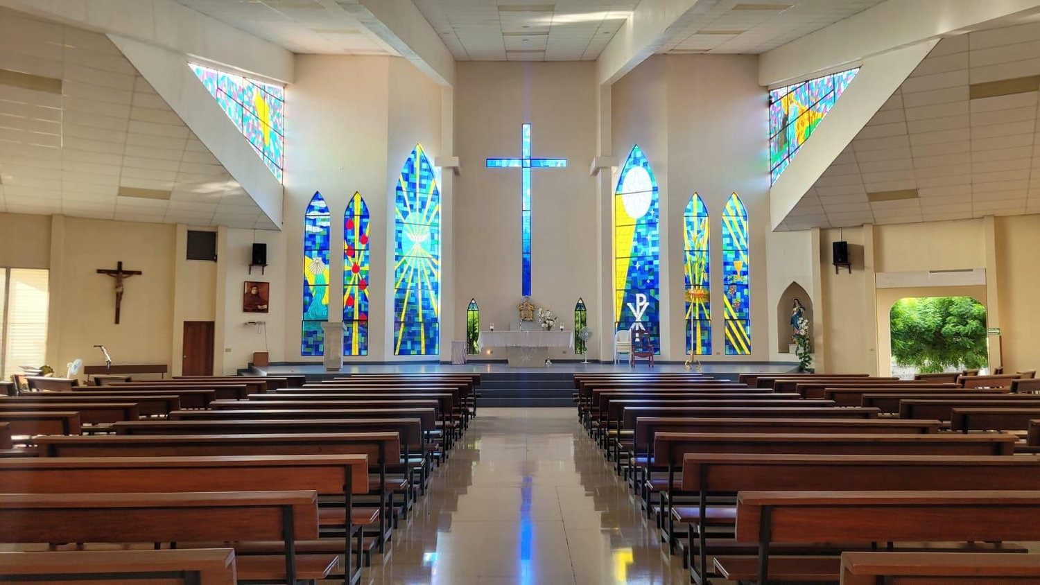 The Wedding Website of Paola Zacarias and Robert Rosaria