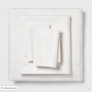 400 Thread Count Sheet Set - Threshold™ - Queen - Arneda Print