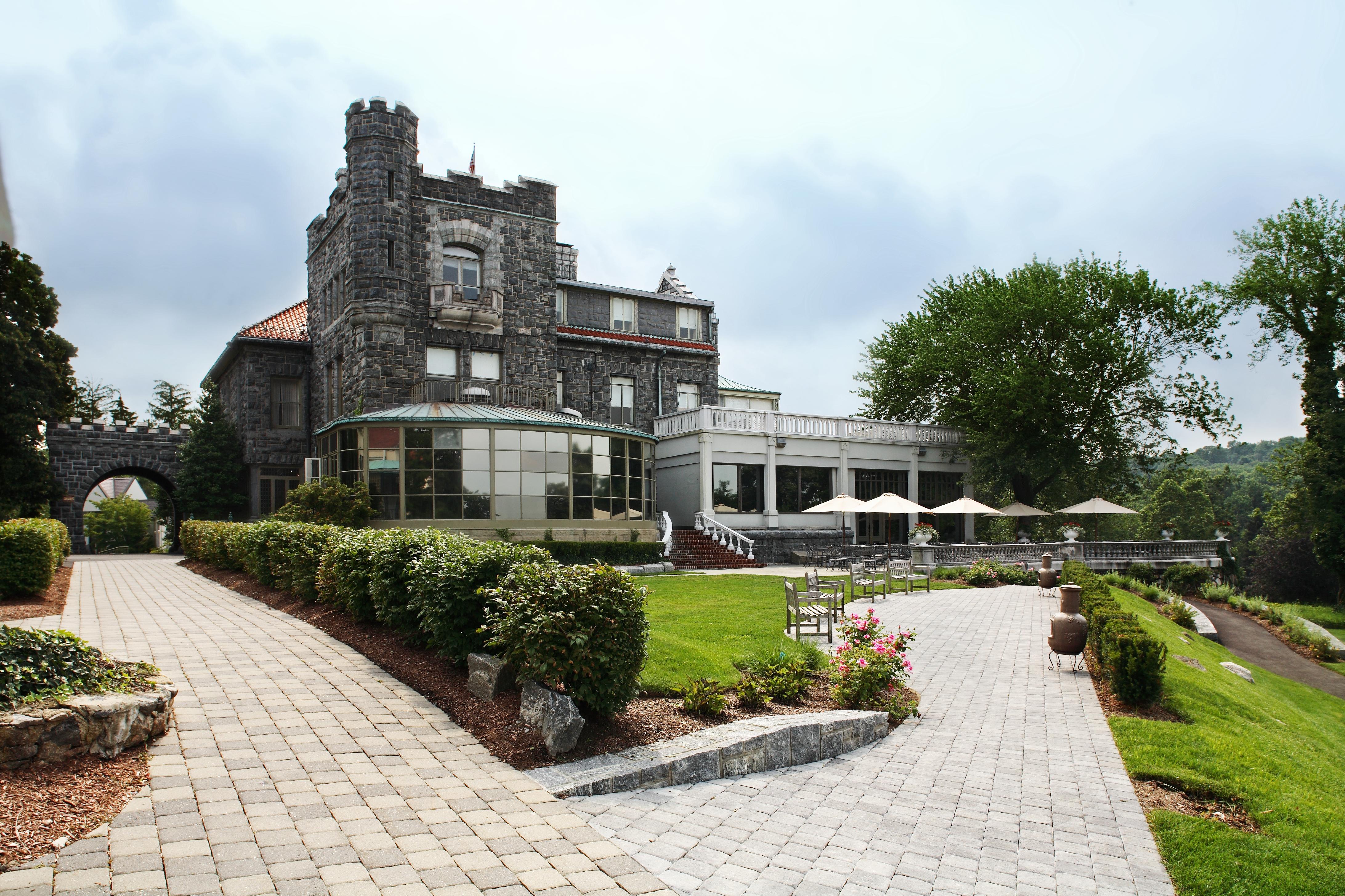 The Wedding Website of Valerie Gomez and Todd Wexler