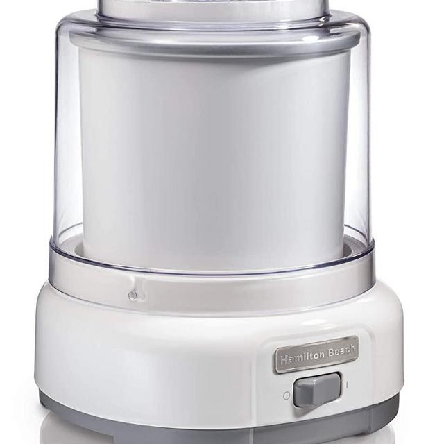 Hamilton Beach Electric Automatic Ice Cream Maker, Frozen Yogurt, Sorbet, Custard 1.5 quart, White (68880)