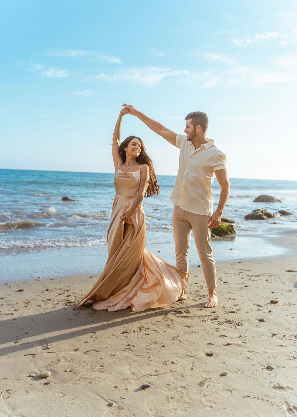 The Wedding Website of Natalia Valle and Alex Macias