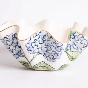 Desirie Blue Hydrangea Wavy Bowl