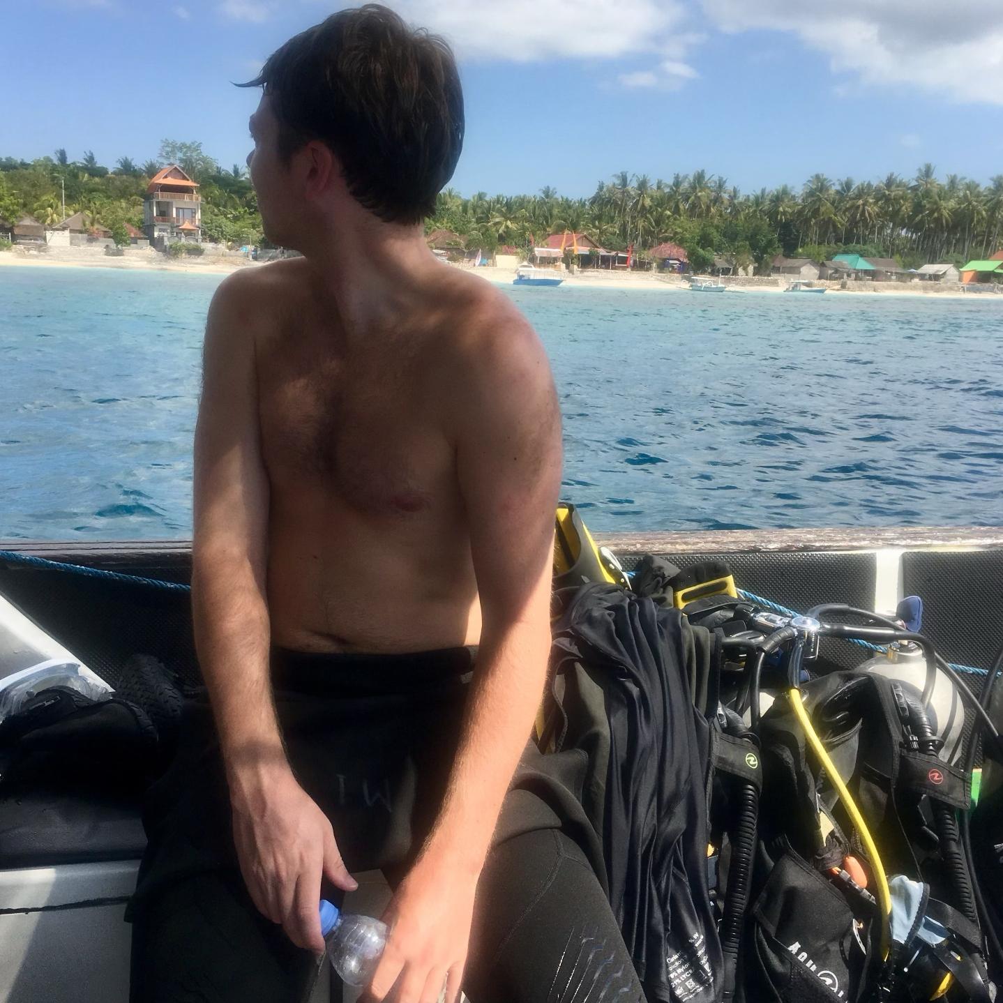Our Choice: PADI AWARE