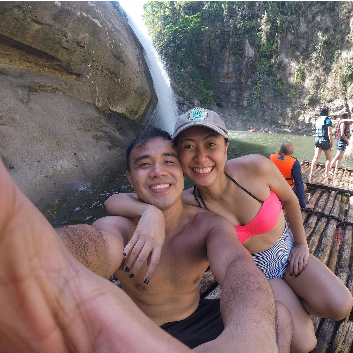 BYAHENG LA UNION 
Nagliligawan na that time kaya ganyan na po kaclose sa mga picture namin ni bes.
