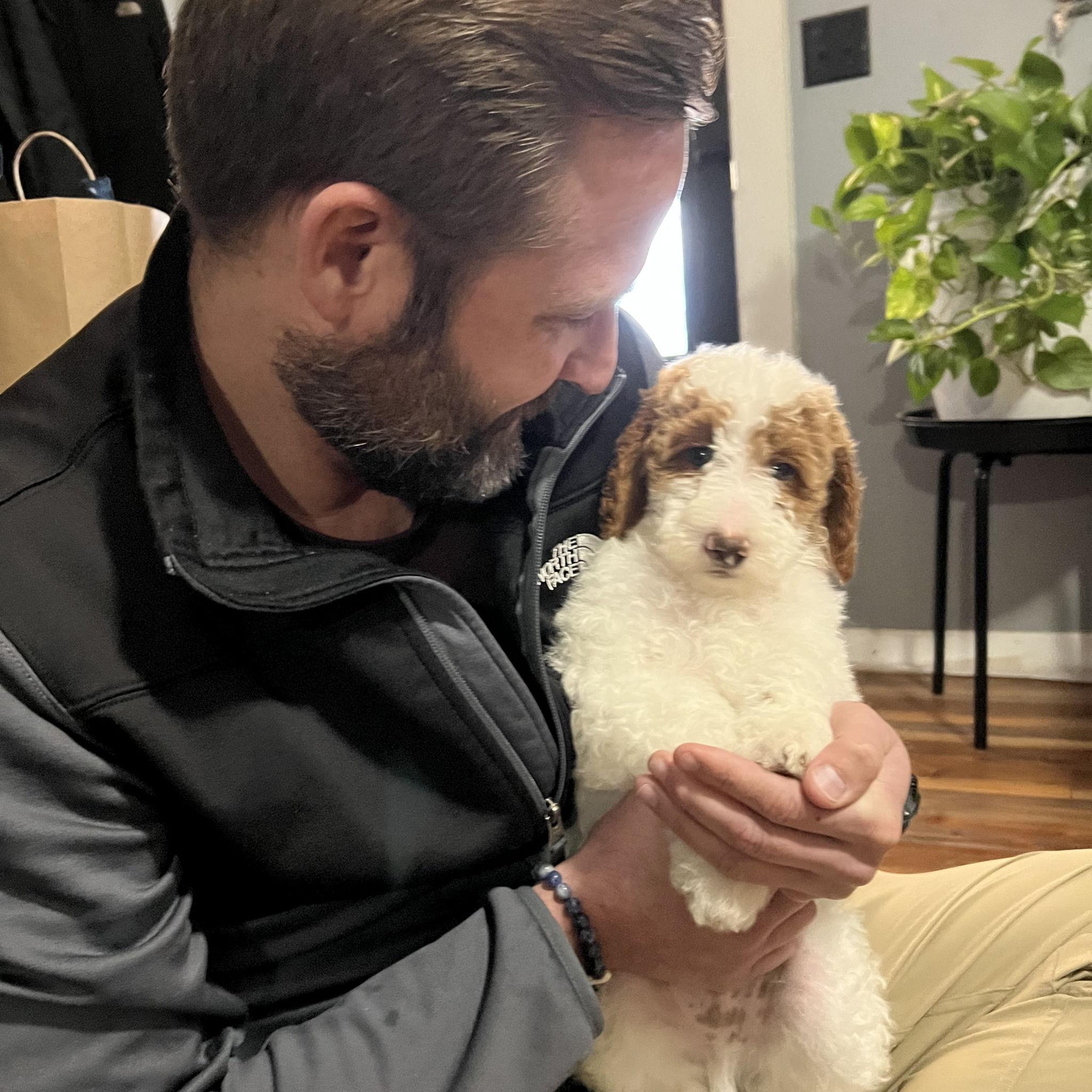 Kyle meets Jet for the first time.