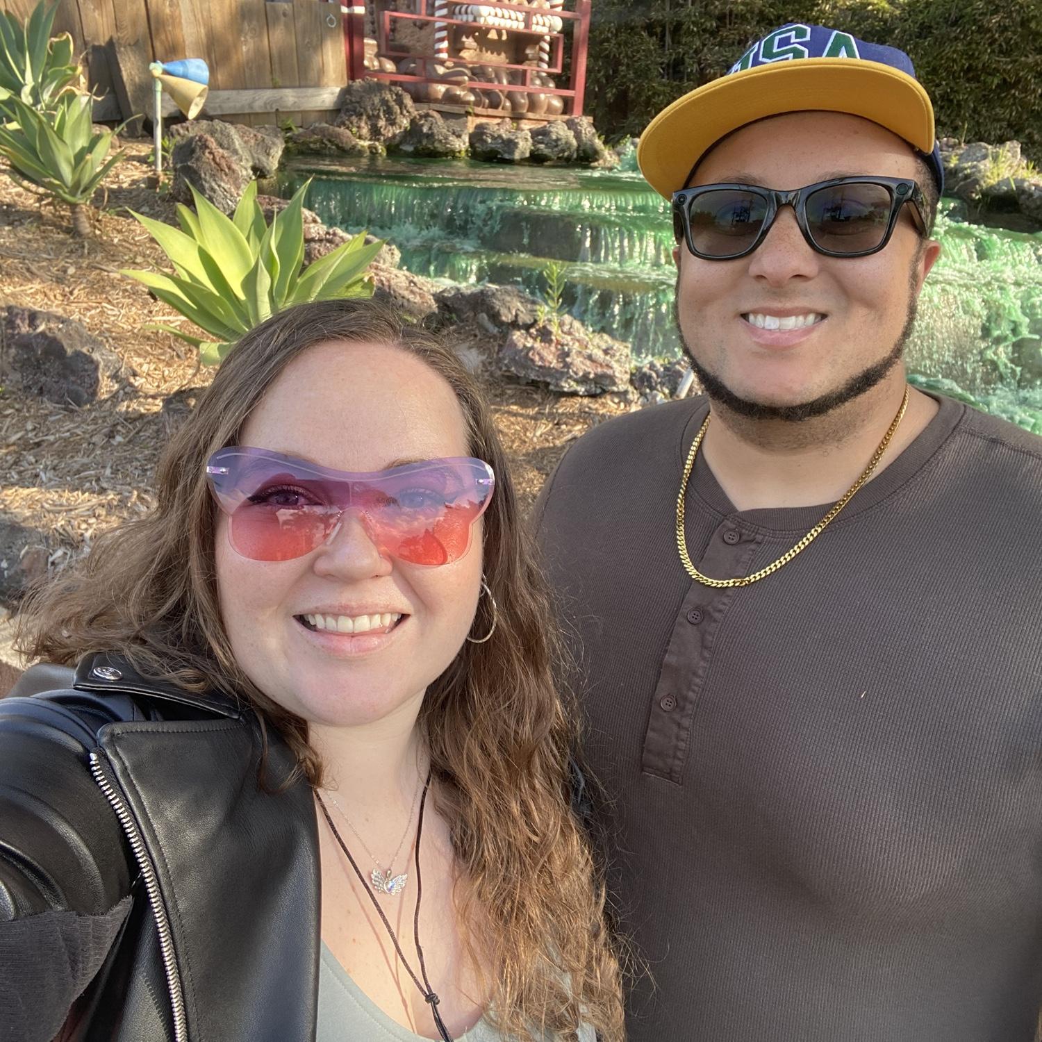 Mini golf date