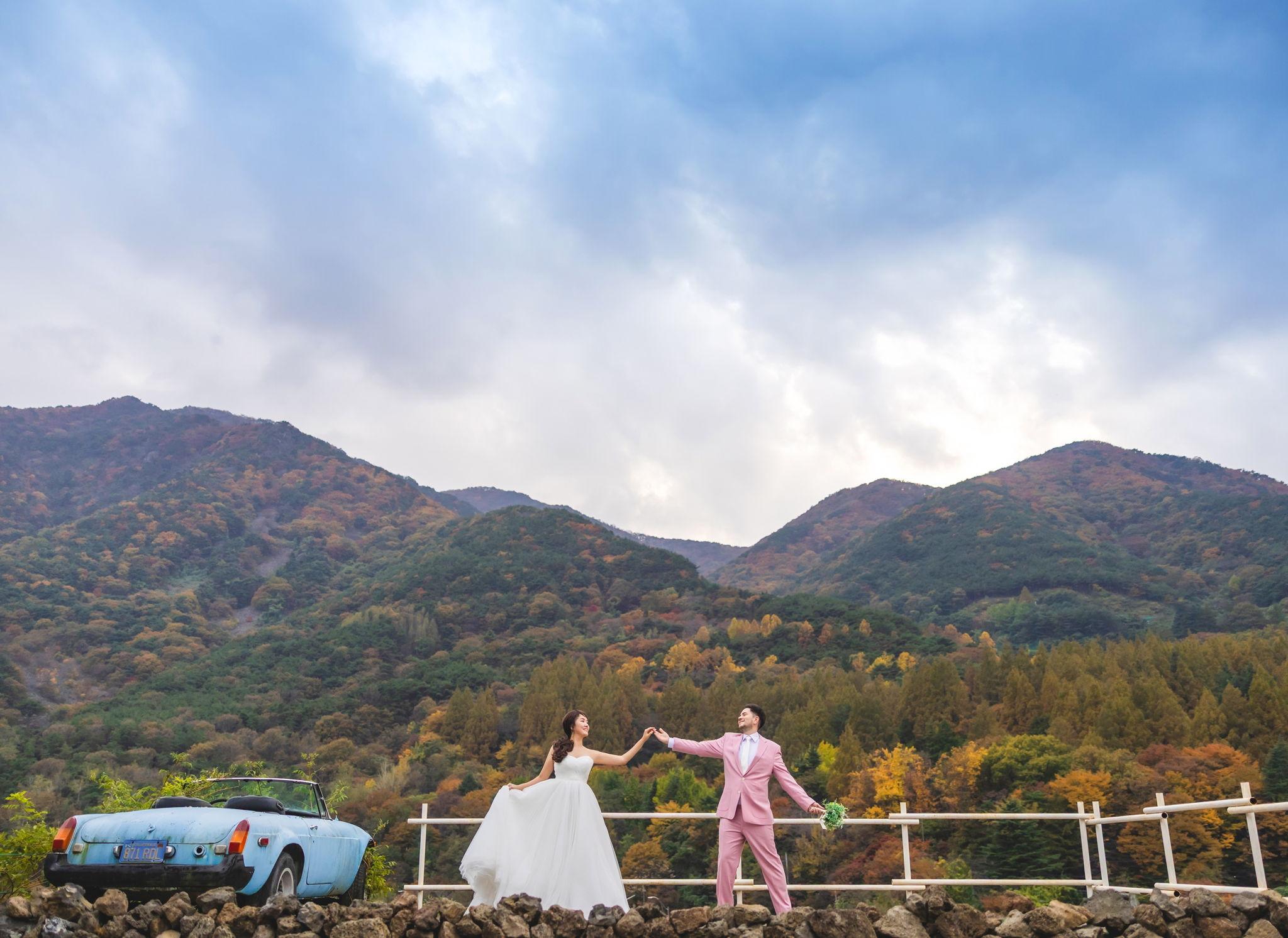 The Wedding Website of Hiyo Shin and Alex Marrs