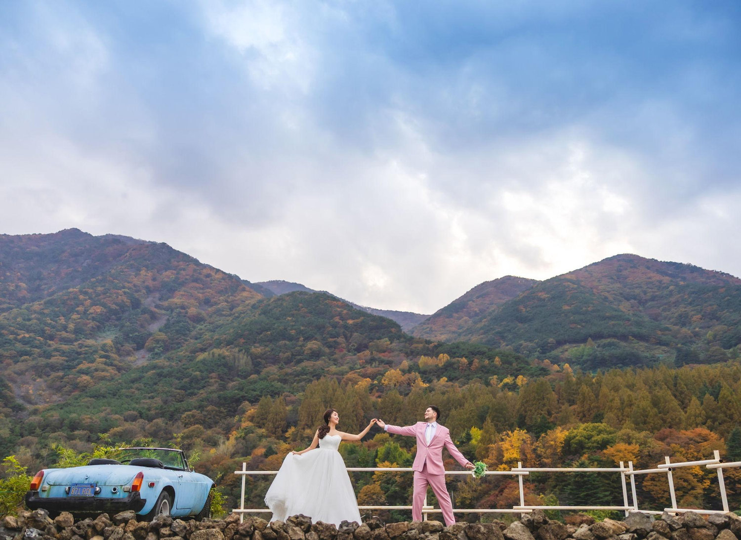 The Wedding Website of Hiyo Shin and Alex Marrs