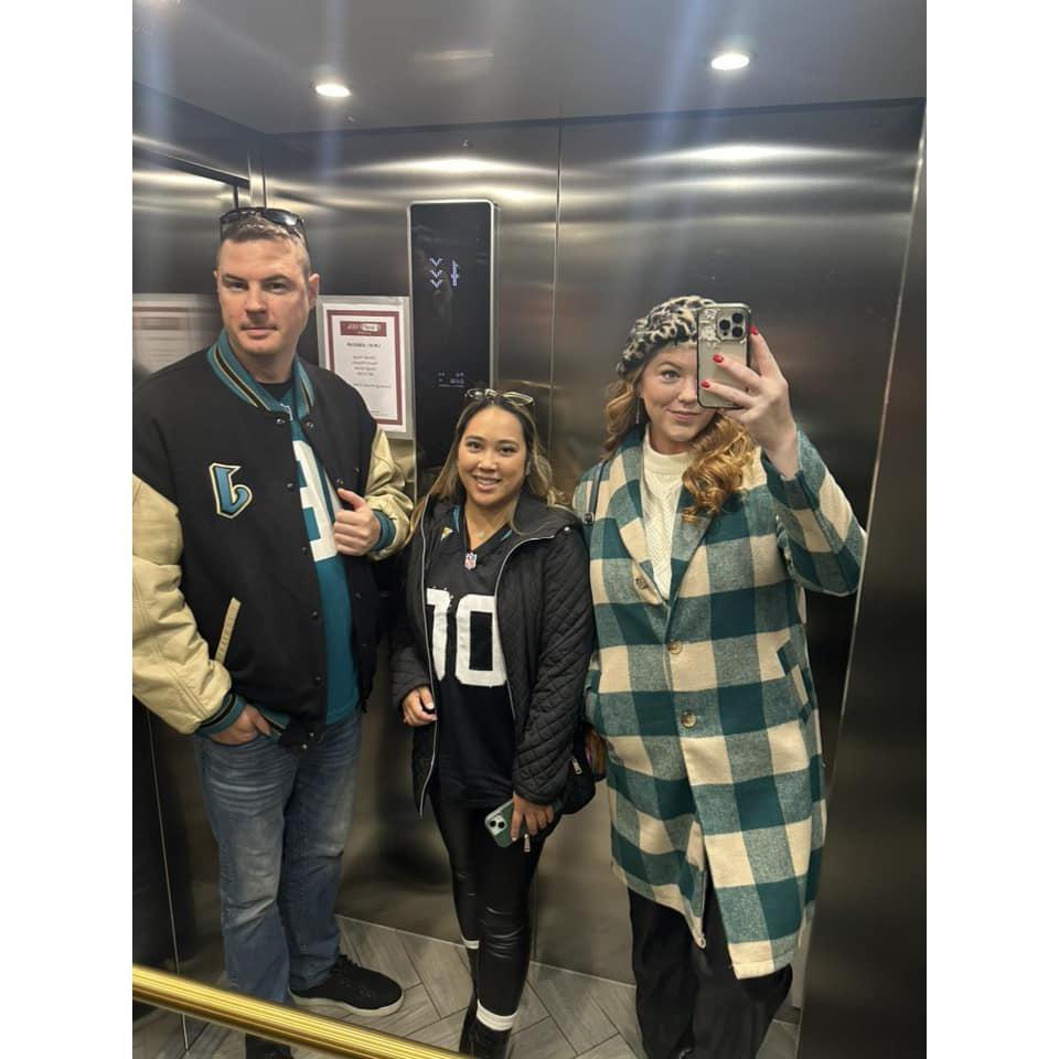 Ricky and Jasmine and his sister Savannah in England