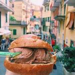 Brioche Con Gelato