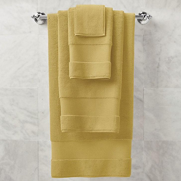 Frontgate Resort Collection Bath Towels: Luxurious Turkish Cotton & Superior Absorbency - Marigold