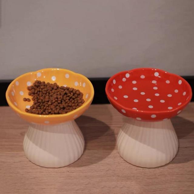 Elevated Cat Bowl Dishes Mushroom Cat Bowls Raised Cat Food Bowl Whisker Friendly Ceramic Tilted Cat Dish, Cat Feeder Bowl Pet Food Water Bowl Non-Slip(Red Yellow Raised Bowl)