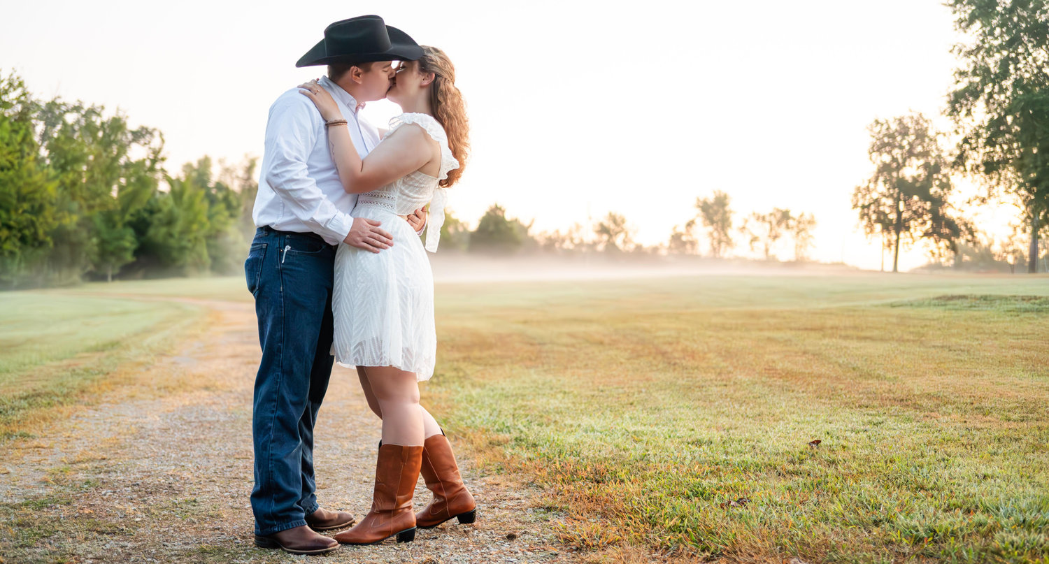The Wedding Website of Travis Kem and Madelyne Kletti