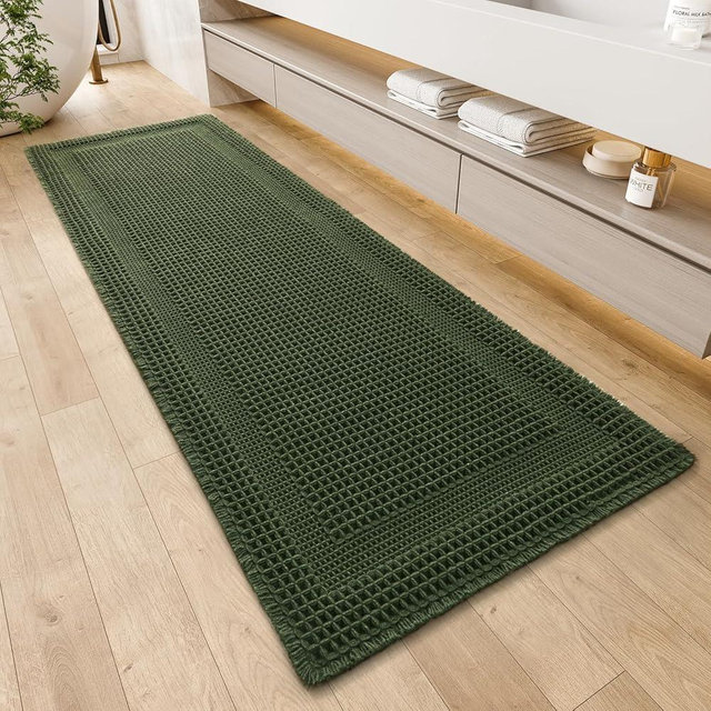 AMOAMI Waffle Bath-Mat, Absorbent Bath Mats for Bathroom Non Slip, Machine Washable Bathroom Rugs with Tassels Ultra Soft Boho Bath Rugs for Floor 2'x4'(24"x48") Dark Green