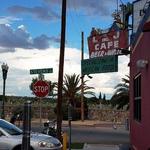 L & J Cafe