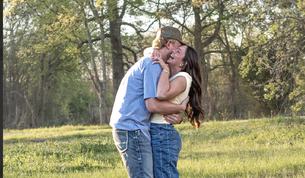 The Wedding Website of Madelynn Garrett and Evan Holbrooks