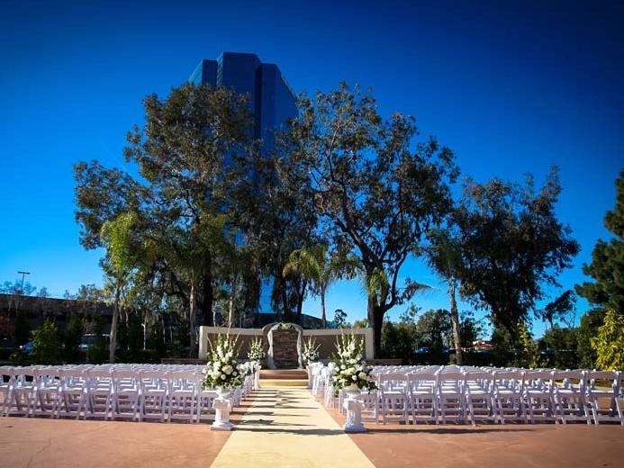 The Wedding Website of Sandy Fausto and Ryan Fera