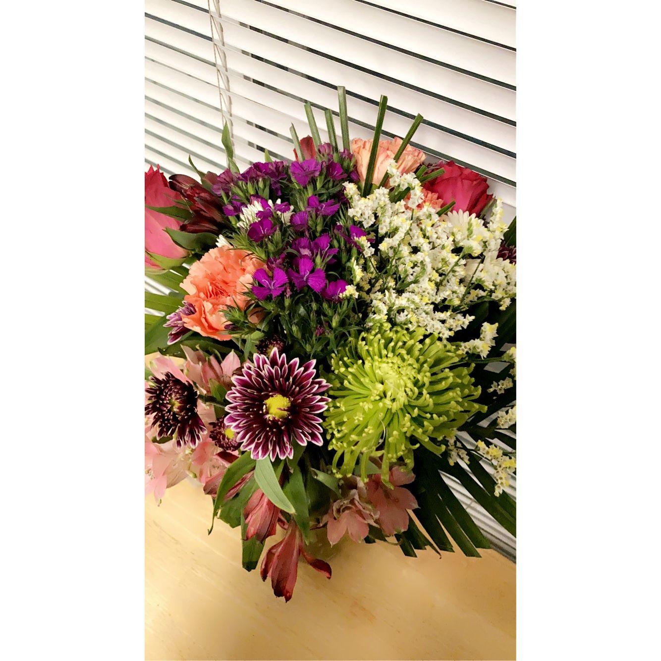 First night they met, Jake got Anna the prettiest bouquet filled with all of her favorite flowers. He had no idea. She was enchanted.