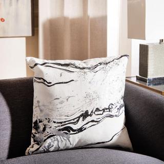 Pipin Throw Pillow