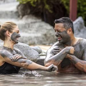 New Zealand - Rotorua Mud Bath + Hot Springs