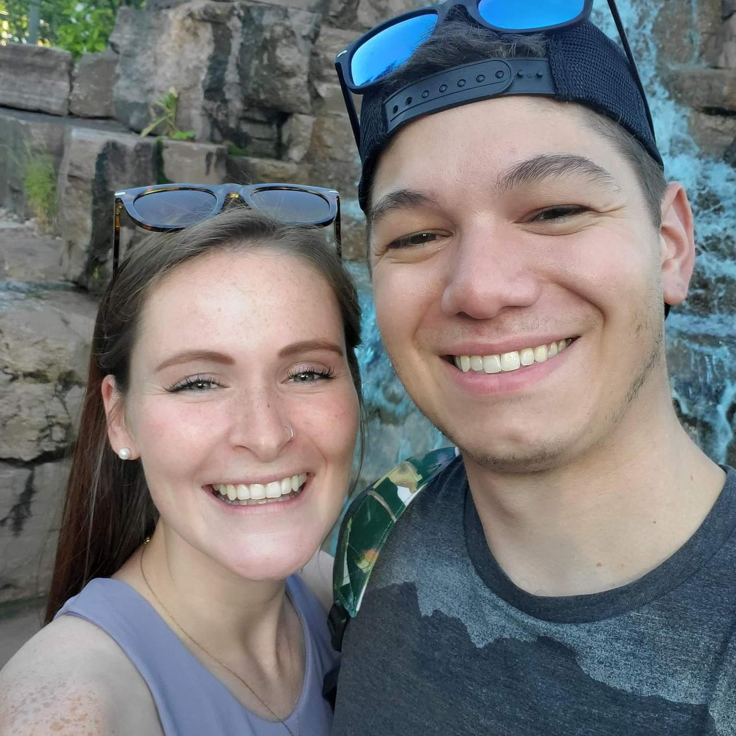 4th year anniversary mini putt date ⛳️