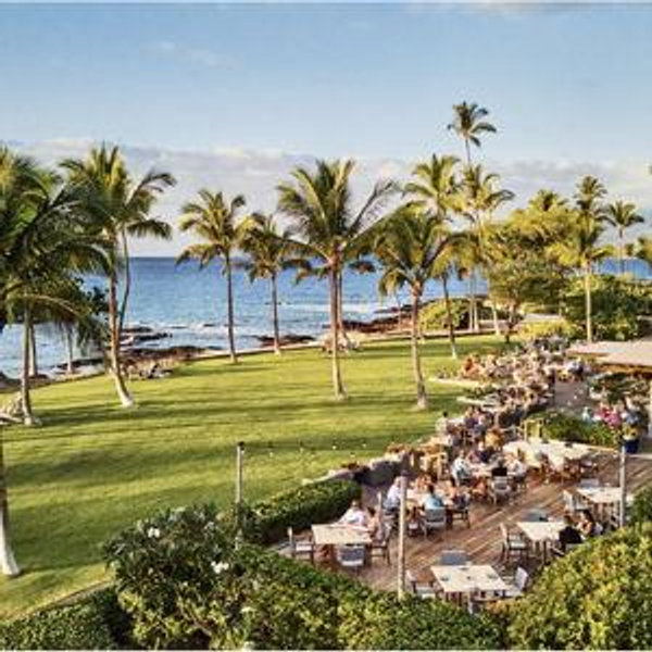 Honeymoon - Dinner For Two in Hawaii