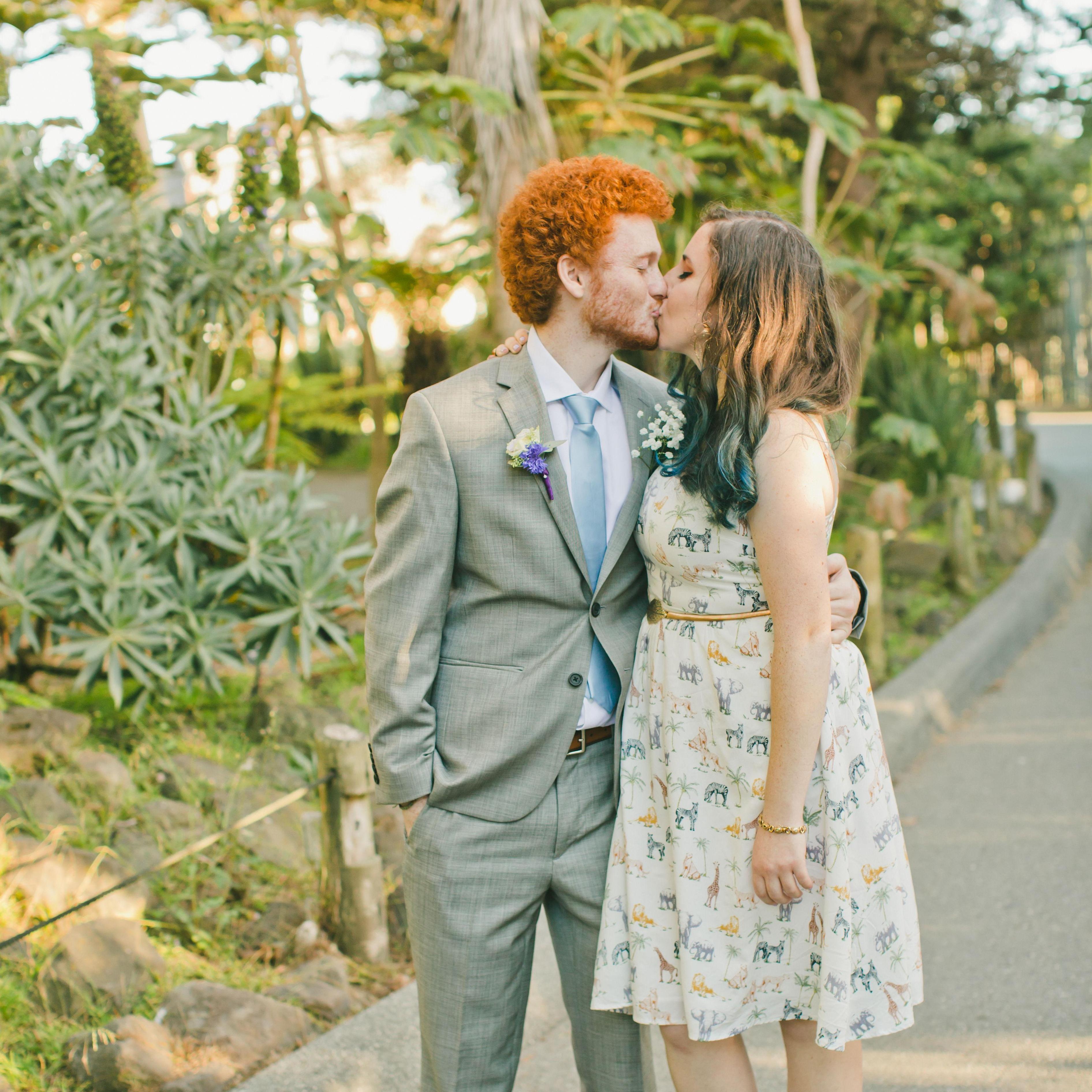 July 2018 - San Francisco Zoo, CA |
Hannah and Eli at Jess and Aaron's wedding