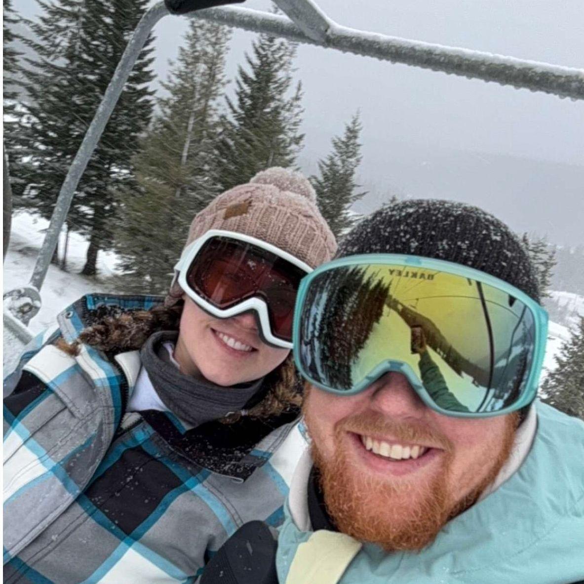 Lovebirds on the lift