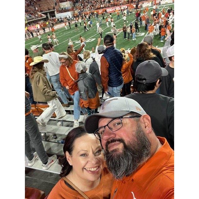 Hook 'em horns!