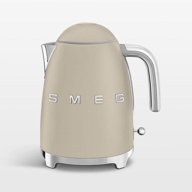 SMEG Moonlight Retro Electric Tea Kettle