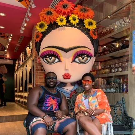Hanging with Frida!