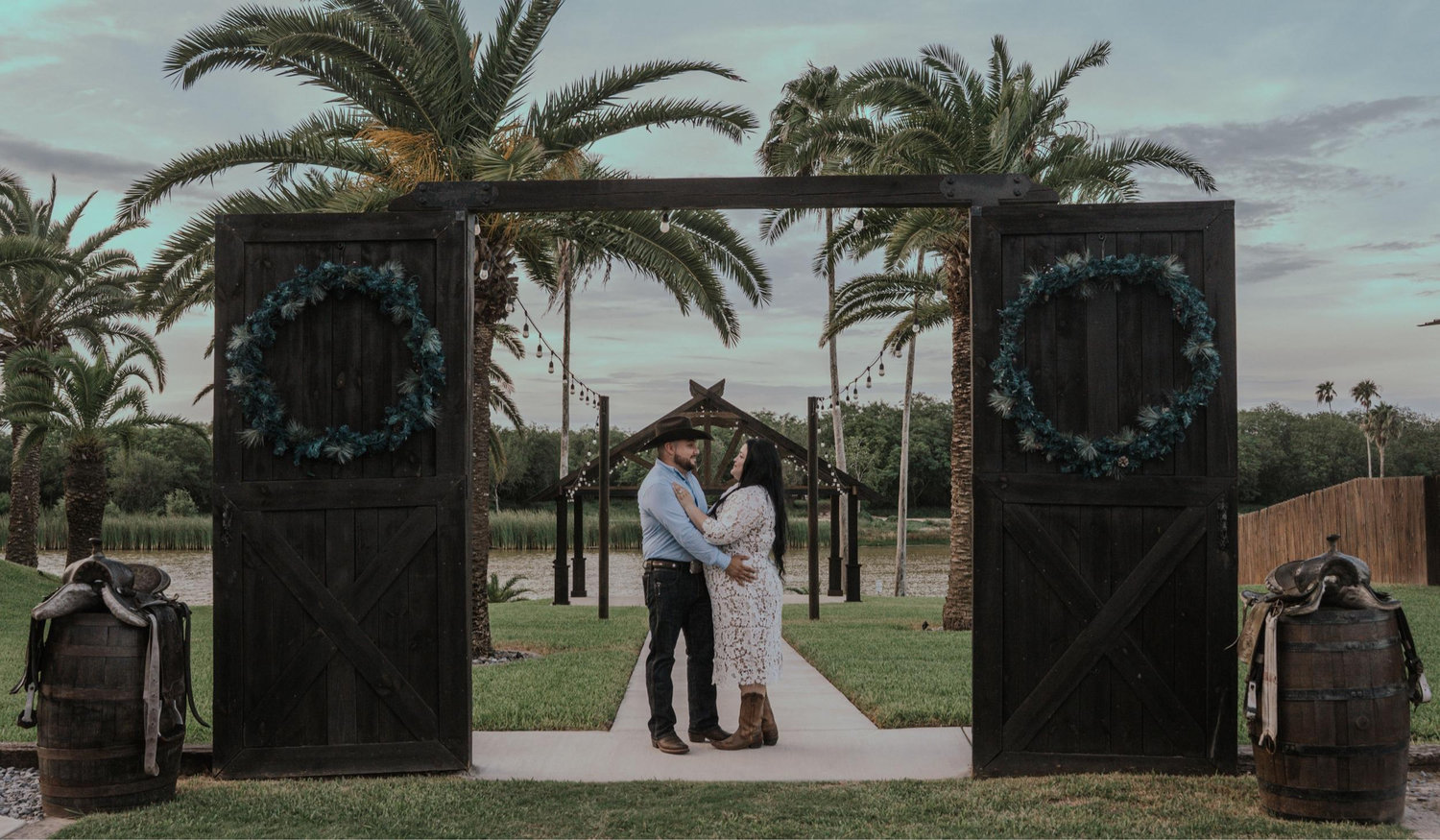 The Wedding Website of Lizette Vallejo and Sergio Lugo