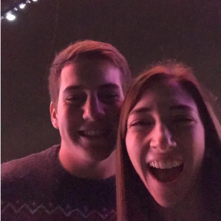 Matt took me out to see the Christmas lights. I thought we were gonna grab dinner after the lights so I didn't eat anything, turns out we weren't and I had cookies and hot chocolate for dinner.12/3/16