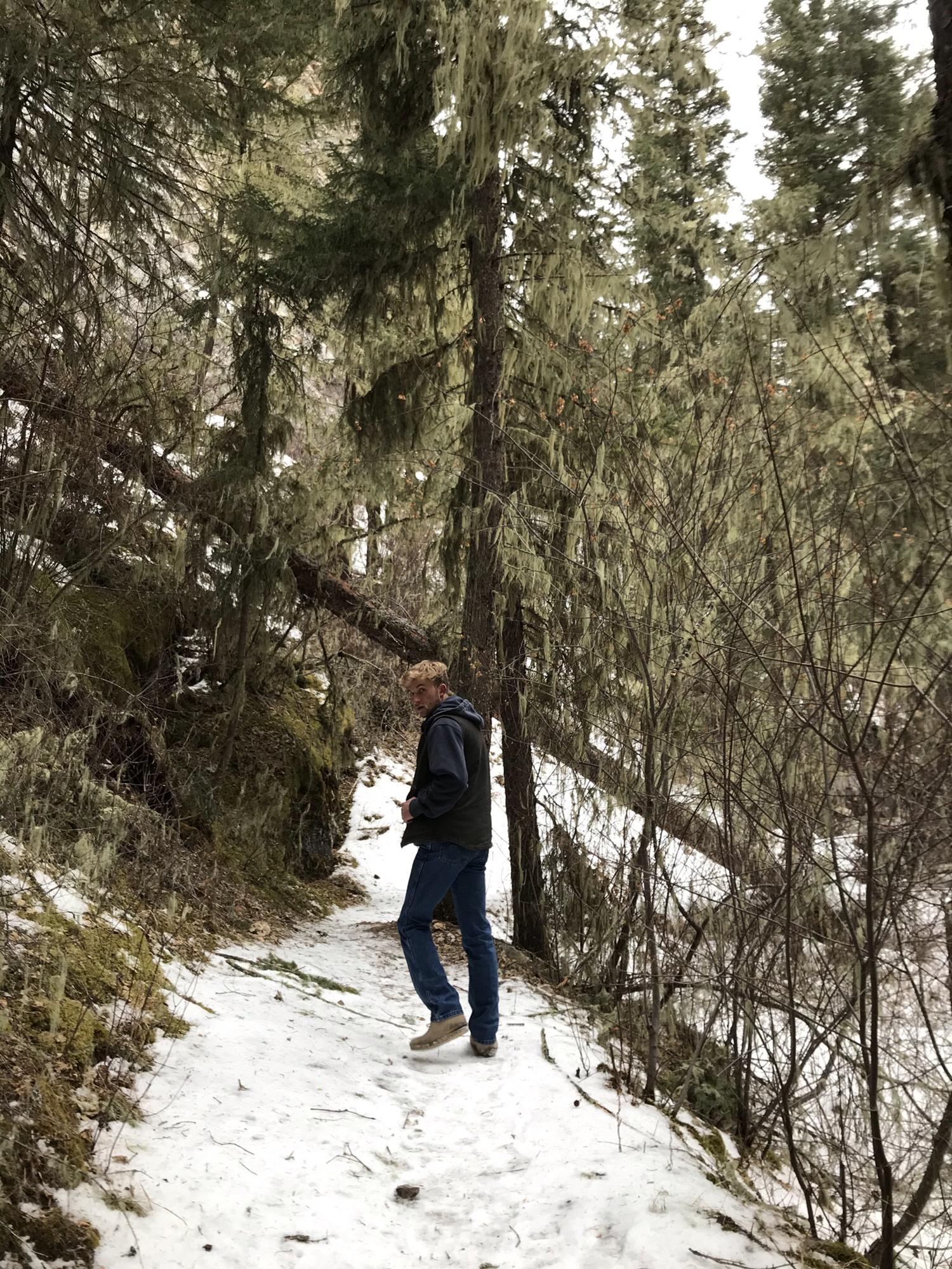 Hiking time ❄️🥾