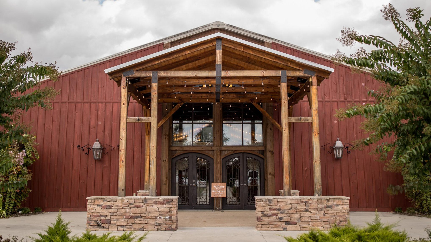 The Wedding Website of Madison Bulla and Zachary Faudi