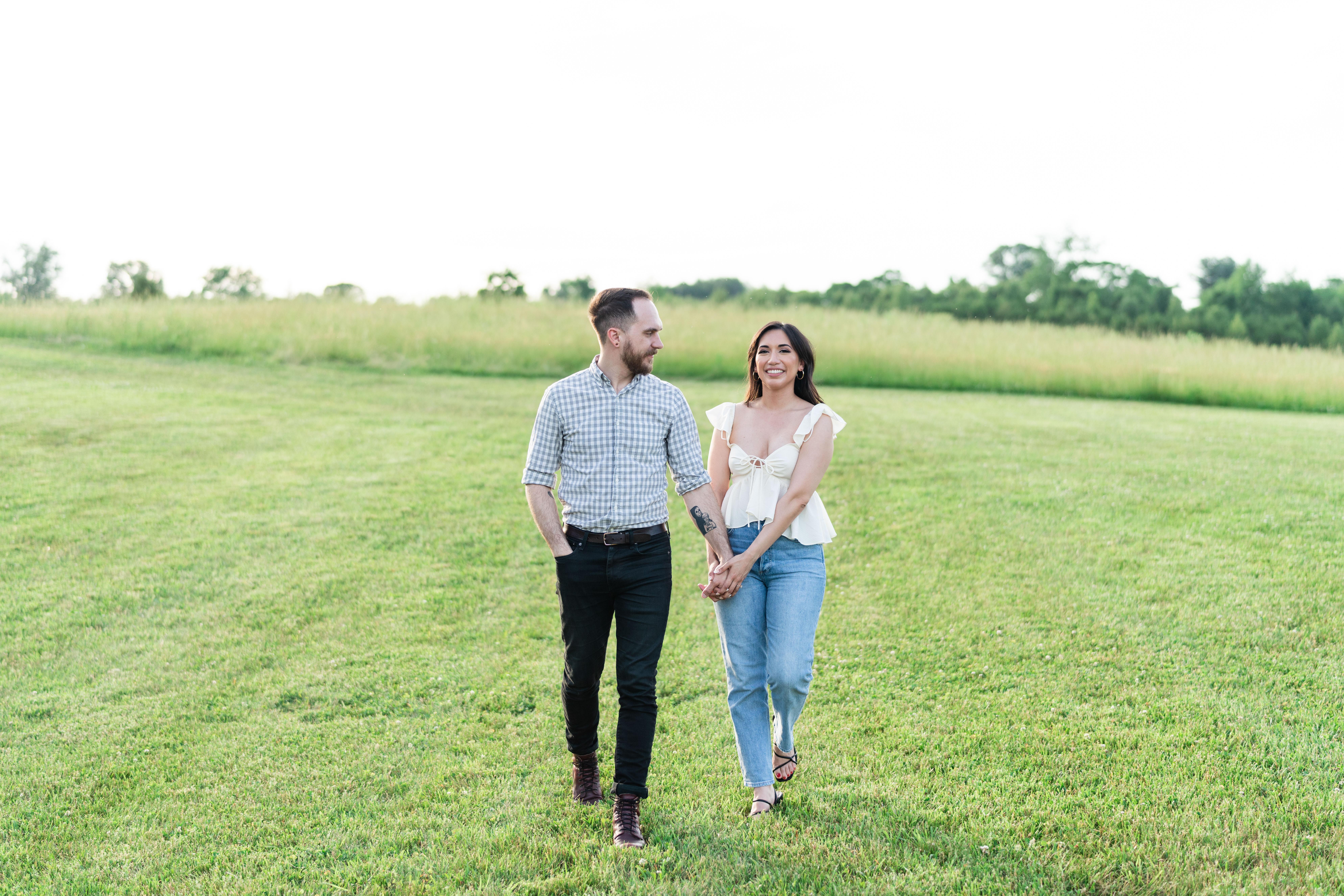 The Wedding Website of Evelyn Obando and Dylan Welter