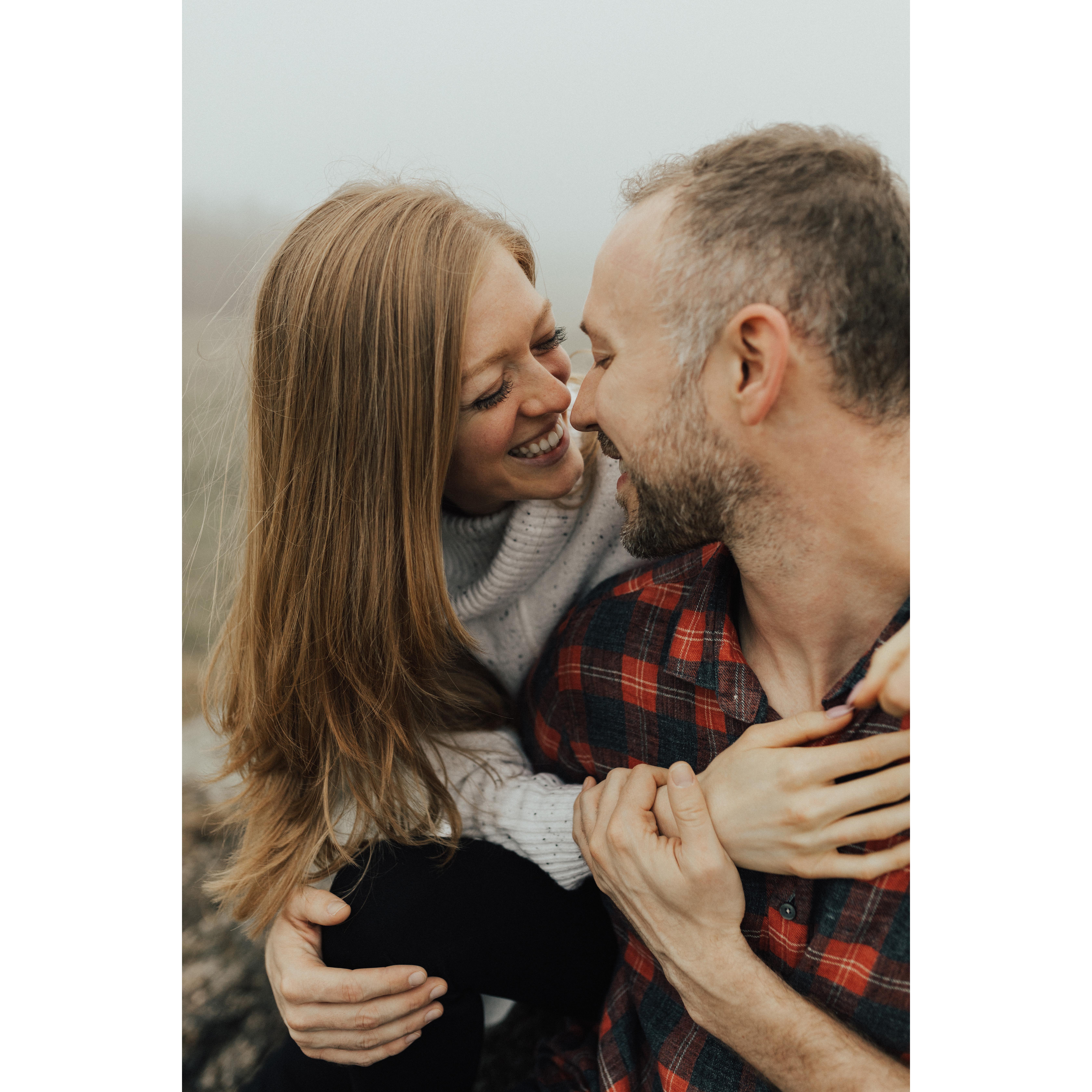Engagement photos at Cole Mountain (Alexa Ann Photography)