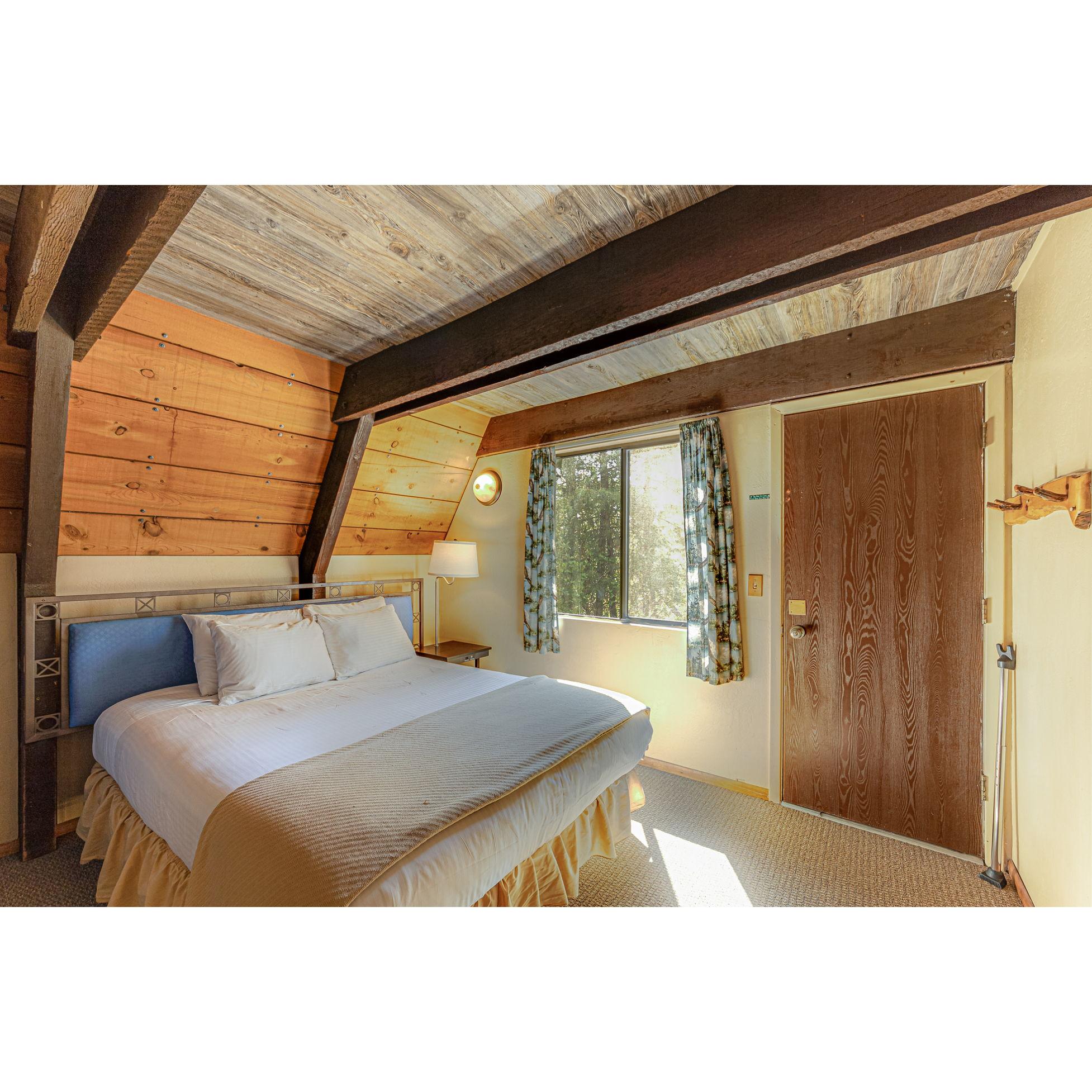 Queen Bed in back bedroom