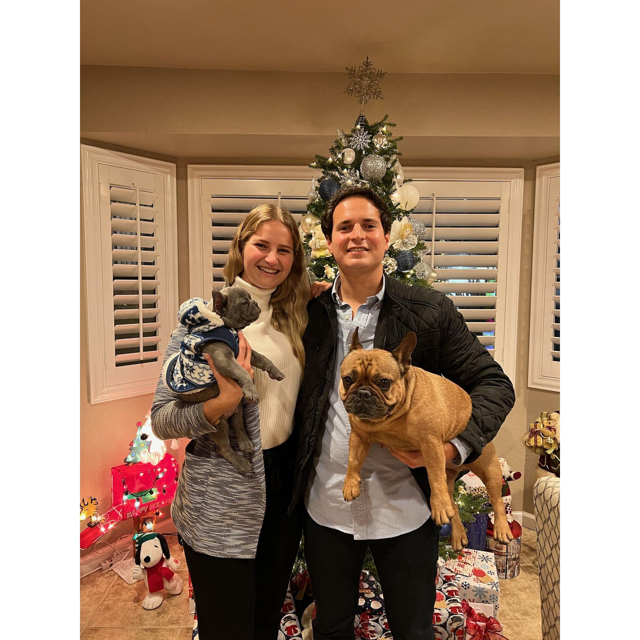 Our first "family" Christmas with Maui.