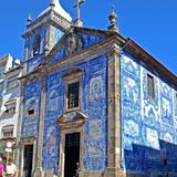 Explore the city center on foot