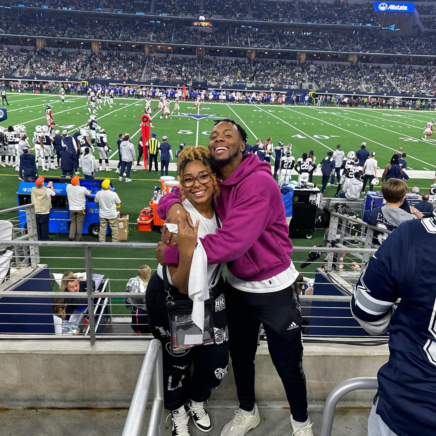 NFL game for Thanksgiving!!!! Giants vs Cowboys!!