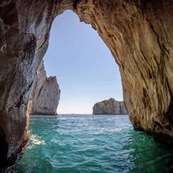 Honeymoon Blue Grotto and Capri Boat Tour