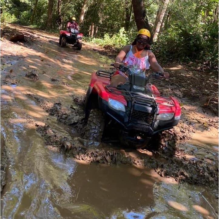 ATV rides to see the howler monkey's