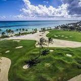 Golf in Paradise