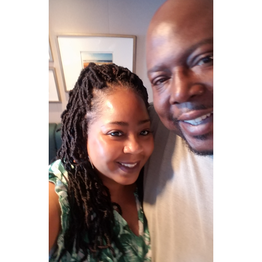 He popped the question and she said YES!